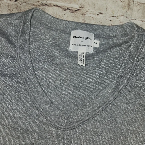 Michael Stars Anthropologie Women's Silver Gray Metallic V-neck Shirt To… - Picture 6 of 6